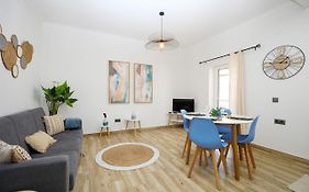 A42 - Trindade Apartment in Lagos